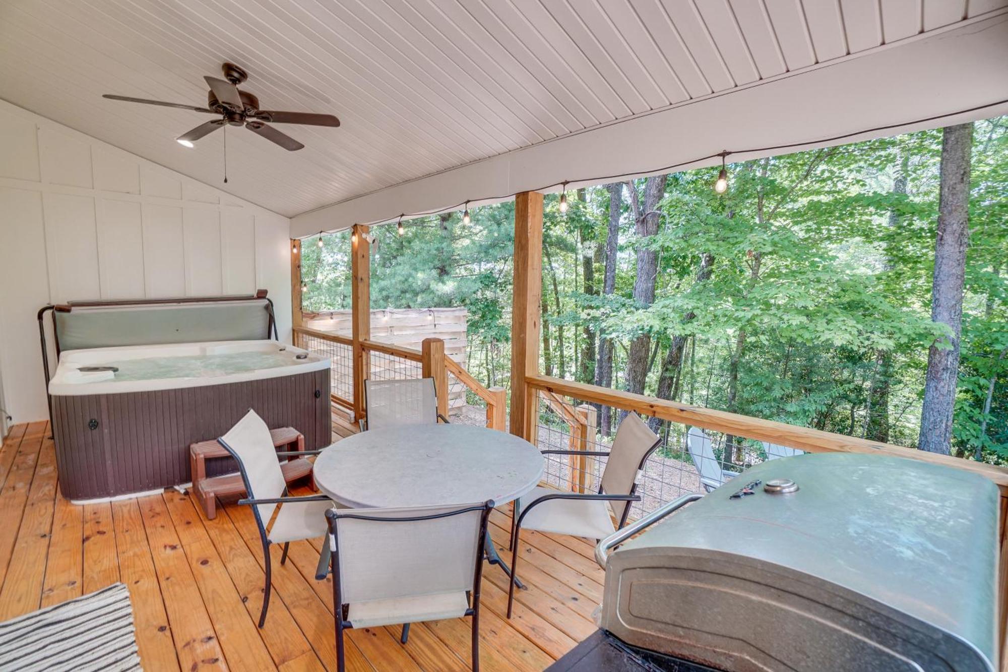 Вилла Stunning Helen Getaway With Hot Tub And Ev Charger! Экстерьер фото