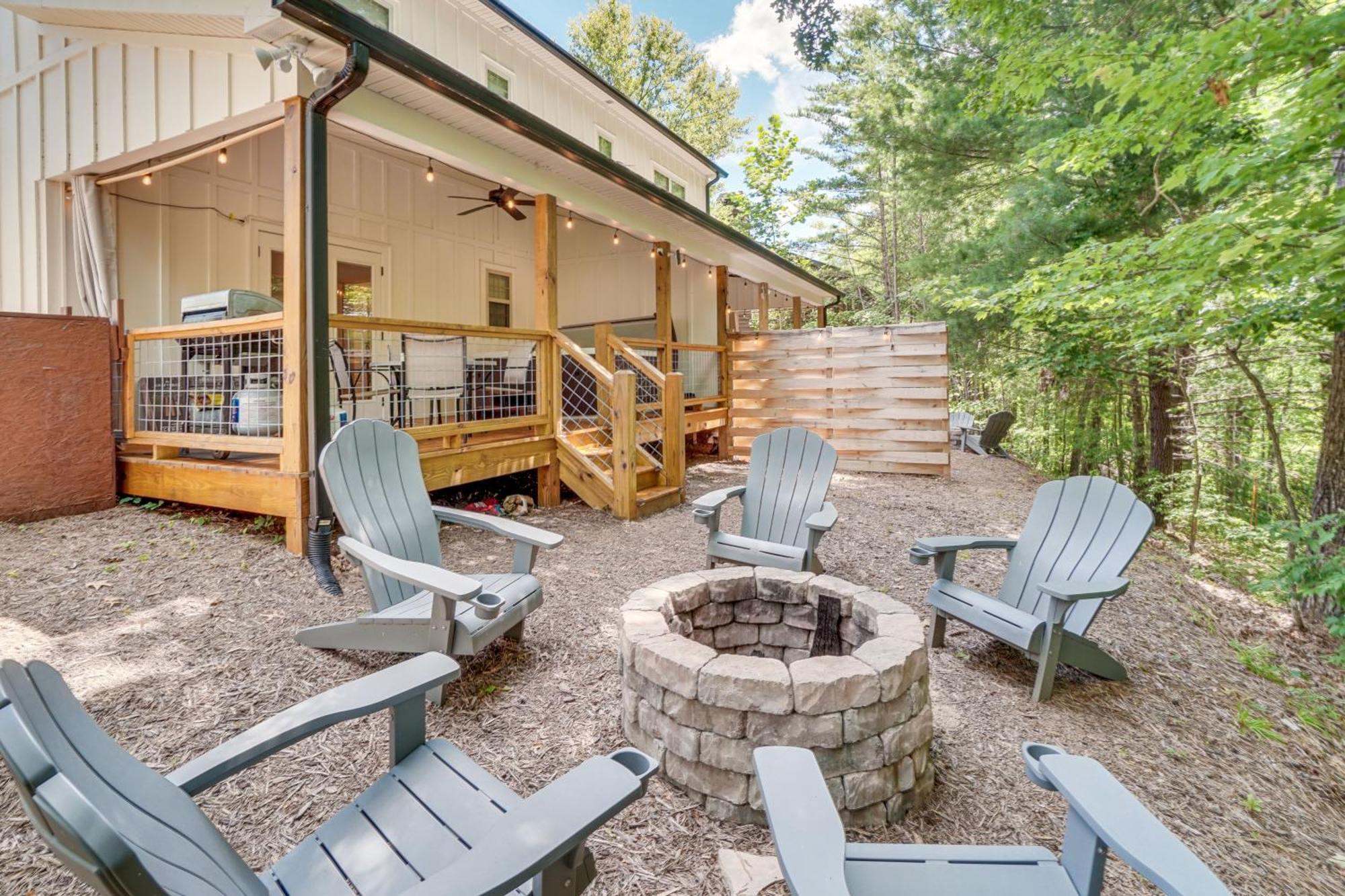 Вилла Stunning Helen Getaway With Hot Tub And Ev Charger! Экстерьер фото